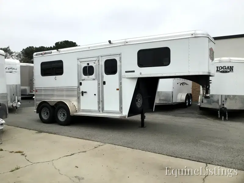 2027 Logan Coach Gooseneck Horse Trailers - Photo 3