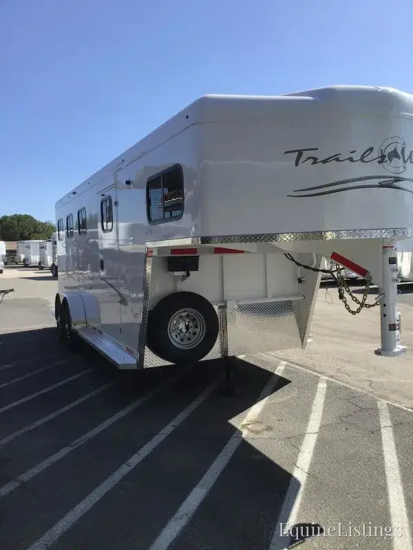 2027 Trailswest Gooseneck Horse Trailers - Photo 3
