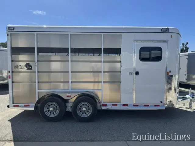 2027 Maverick Trailers Horse Trailers - Photo 2