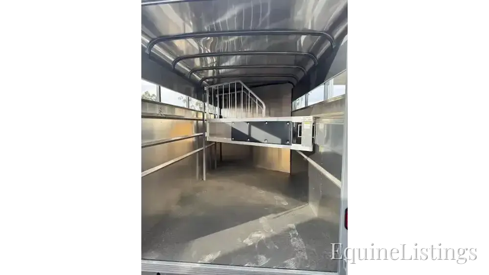 2027 Maverick Trailers Horse Trailers