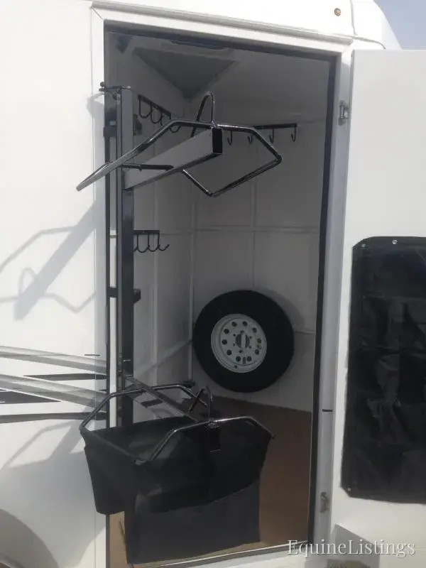 2027 Trailswest Horse Trailers - Photo 6