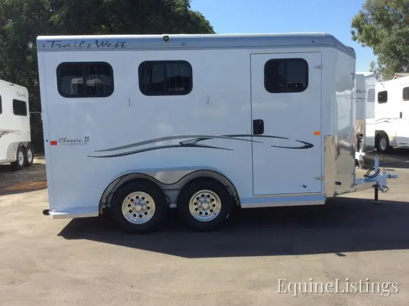 2027 Trailswest Horse Trailers - Photo 7
