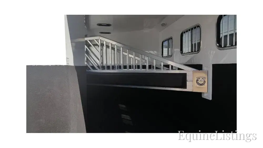 2027 Trailswest Horse Trailers - Photo 2