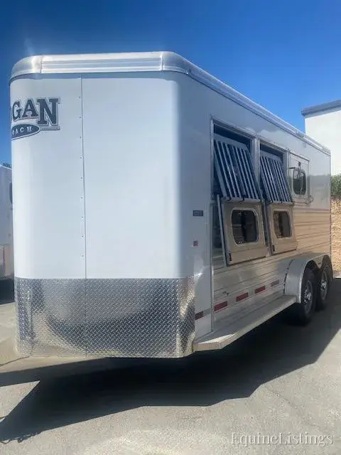 2027 Logan Coach Horse Trailers