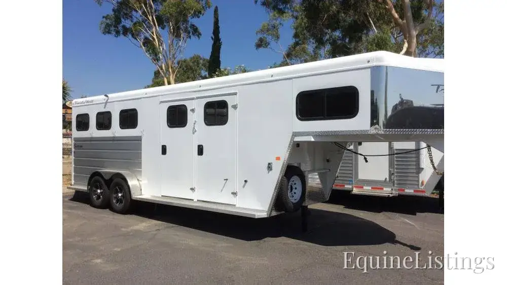 2027 Trailswest Horse Trailers - Photo 4