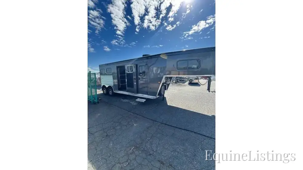 2027 Trailswest Horse Trailers