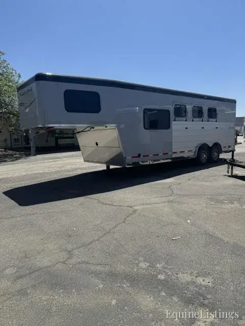2027 Trailswest Horse Trailers - Photo 6