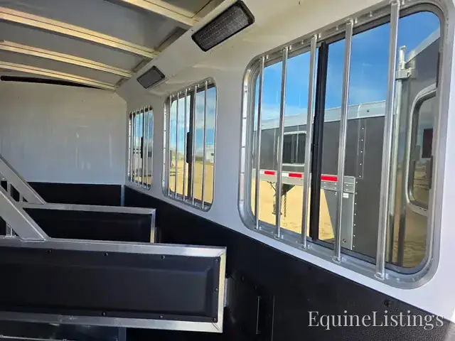 2026 Sooner Trailers Horse Trailers - Photo 7