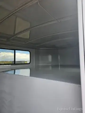 2024 Titan Trailers Horse Trailers - Photo 3