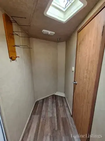 2013 Bison Coach Horse Trailers - Photo 5