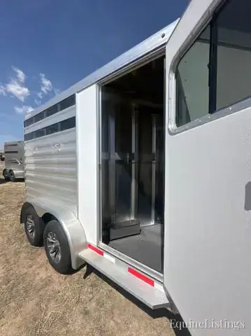 2025 Exiss Trailers Horse Trailers - Photo 2