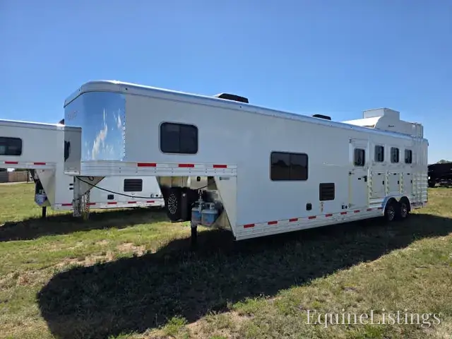 Exiss Trailers Horse Trailers